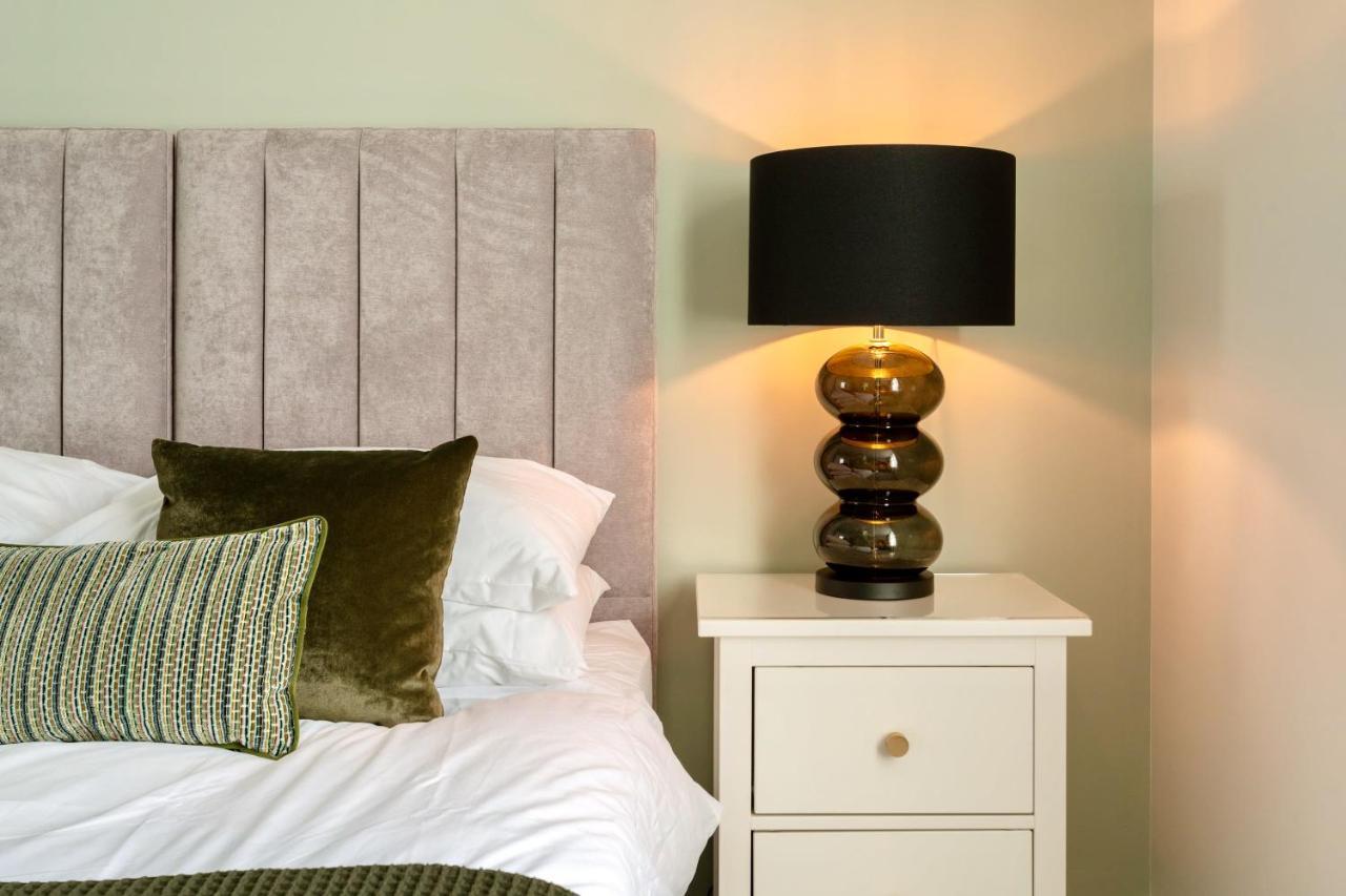 Calm Zen Oasis, In Iconic Olympic Park Apartment
